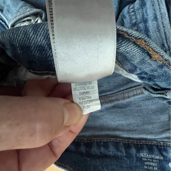 Old Navy women’s sky high straight jeans, size 12 - Picture 8 of 8